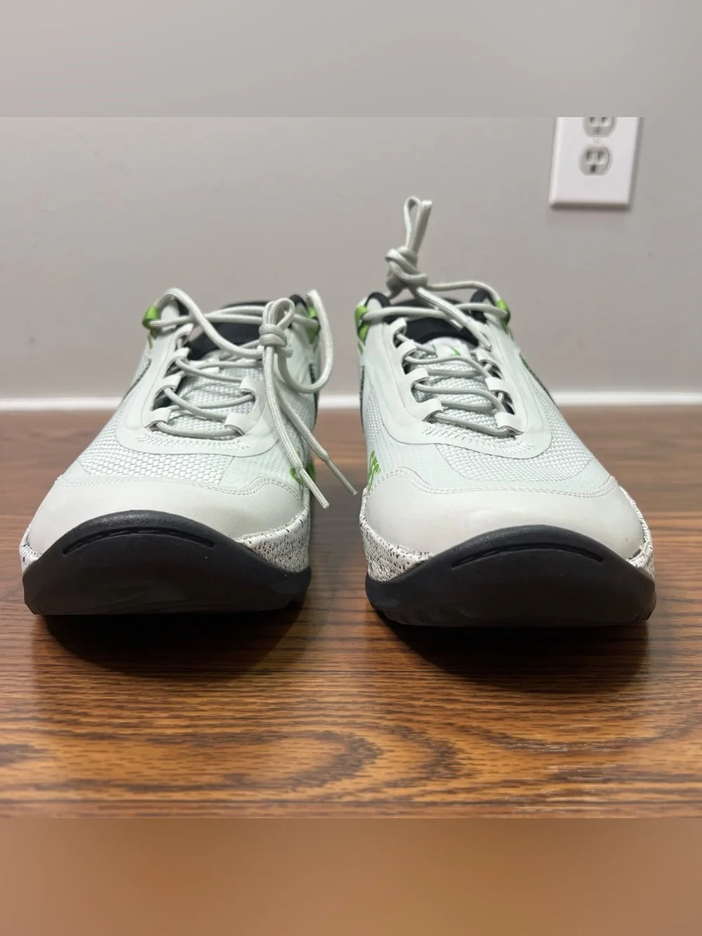 Nike React SFB Carbon Low sneakers in Light Silver & Chlorophyll size Men’s 10.5